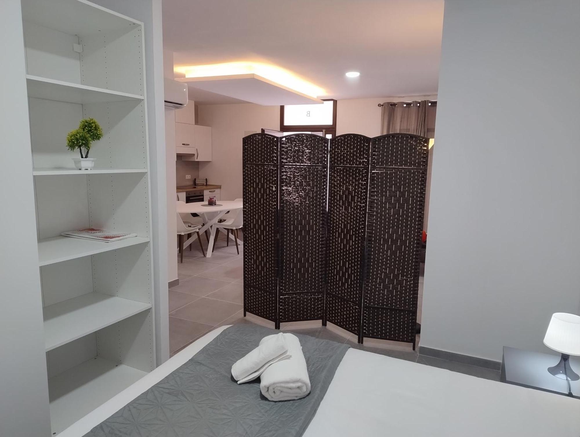 Apartamentos La Plazuela Seville Exterior photo